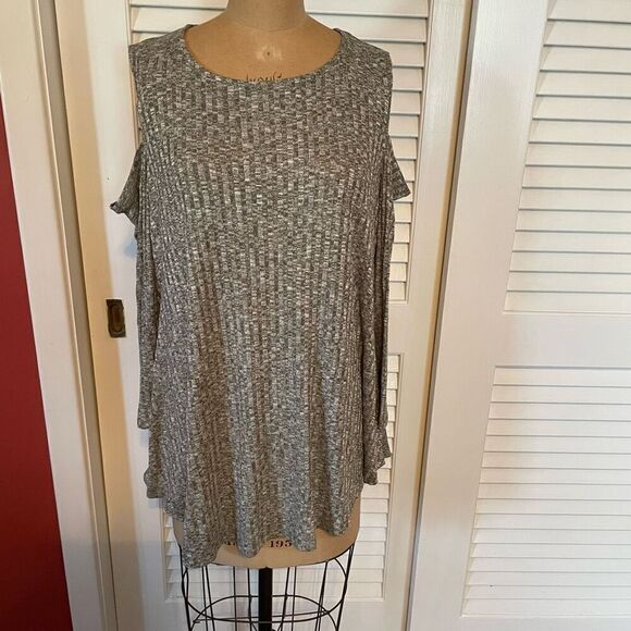 CUPIO | gray cold shoulder tunic XL NWT $68 - Picture 1 of 9